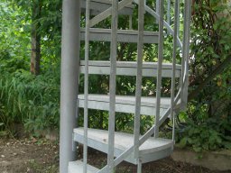 Spindeltreppe aussen-012